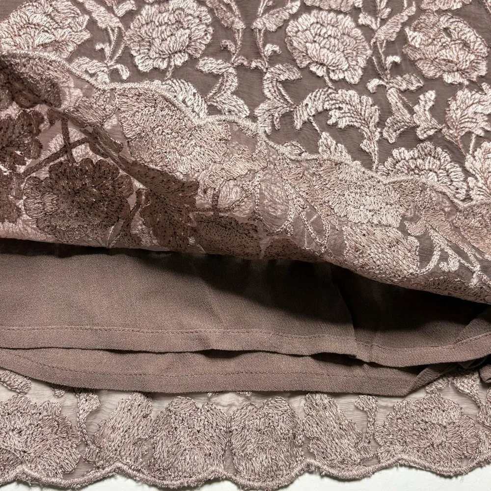 Sundance Angelica Dress Size PM Petite Medium Embroidered Overlay Lined Taupe